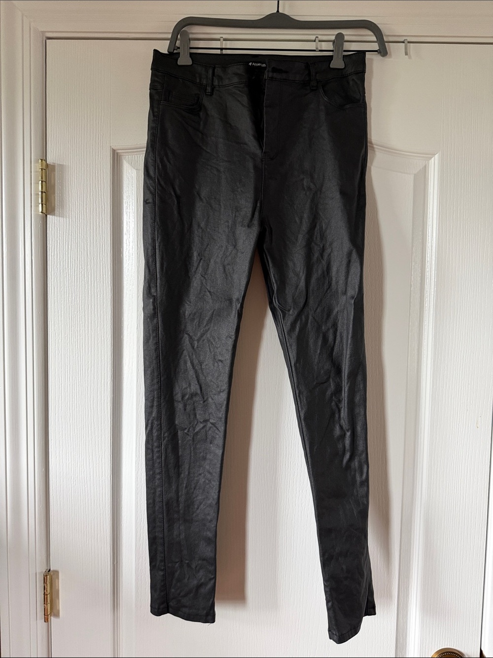 Black Women's Faux-Leather Skinny Pants